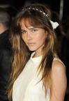 Isabel Lucas photo